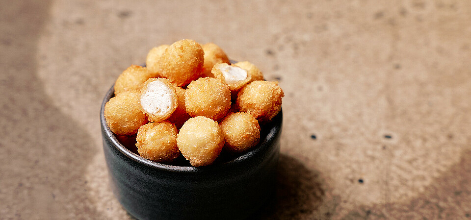 Vegetarians take note: No fish died to make these crispy fish balls BLUU cell-based fish meat, grown from real fish cells in the lab.